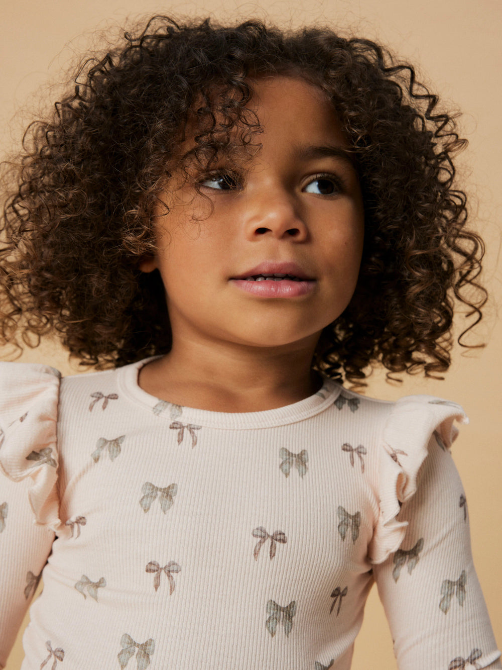 Lil’Atelier topp Gavo – Silver Peony Bow