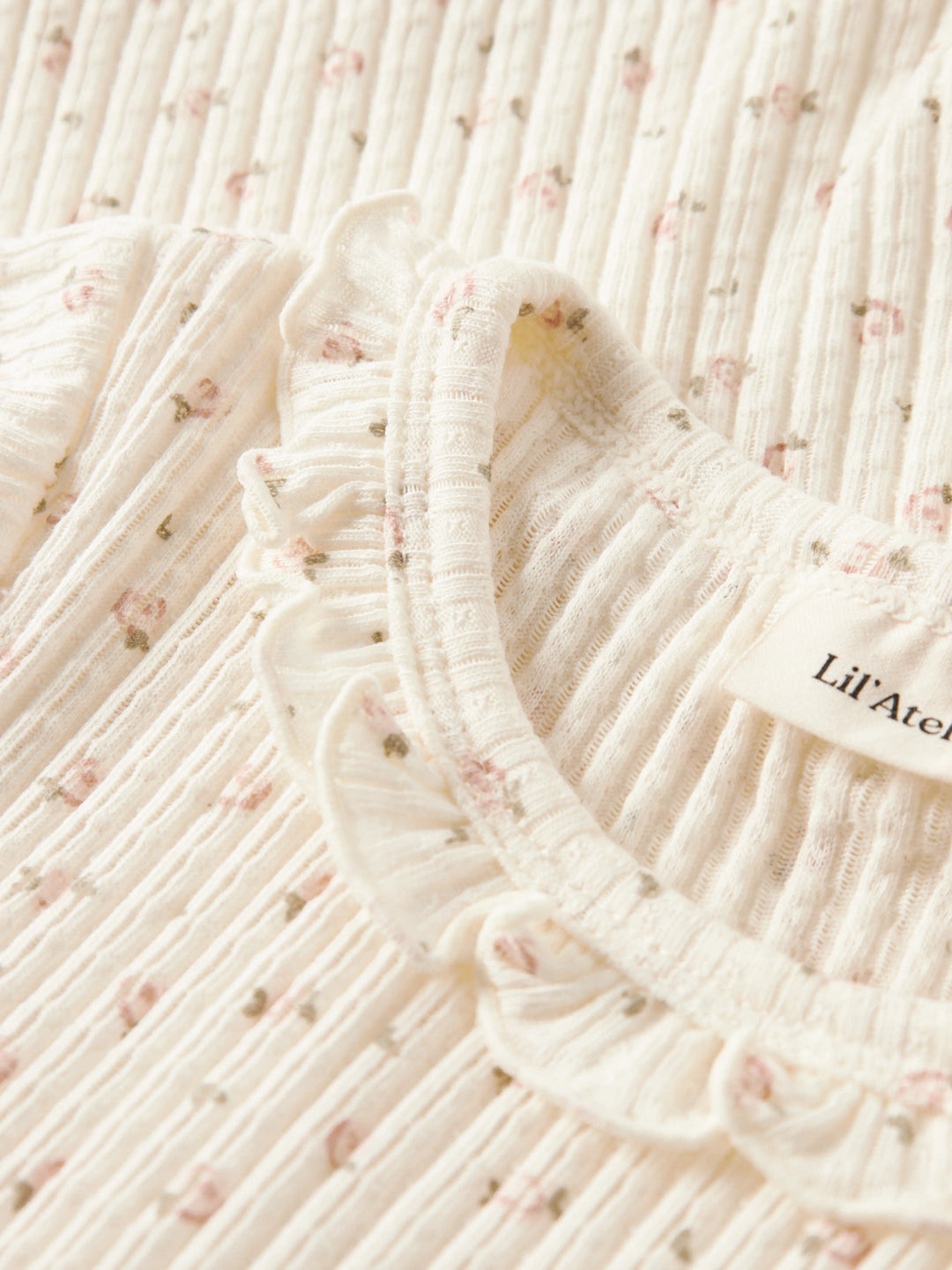 Lil’Atelier t-skjorte Hulla – Coconut Milk